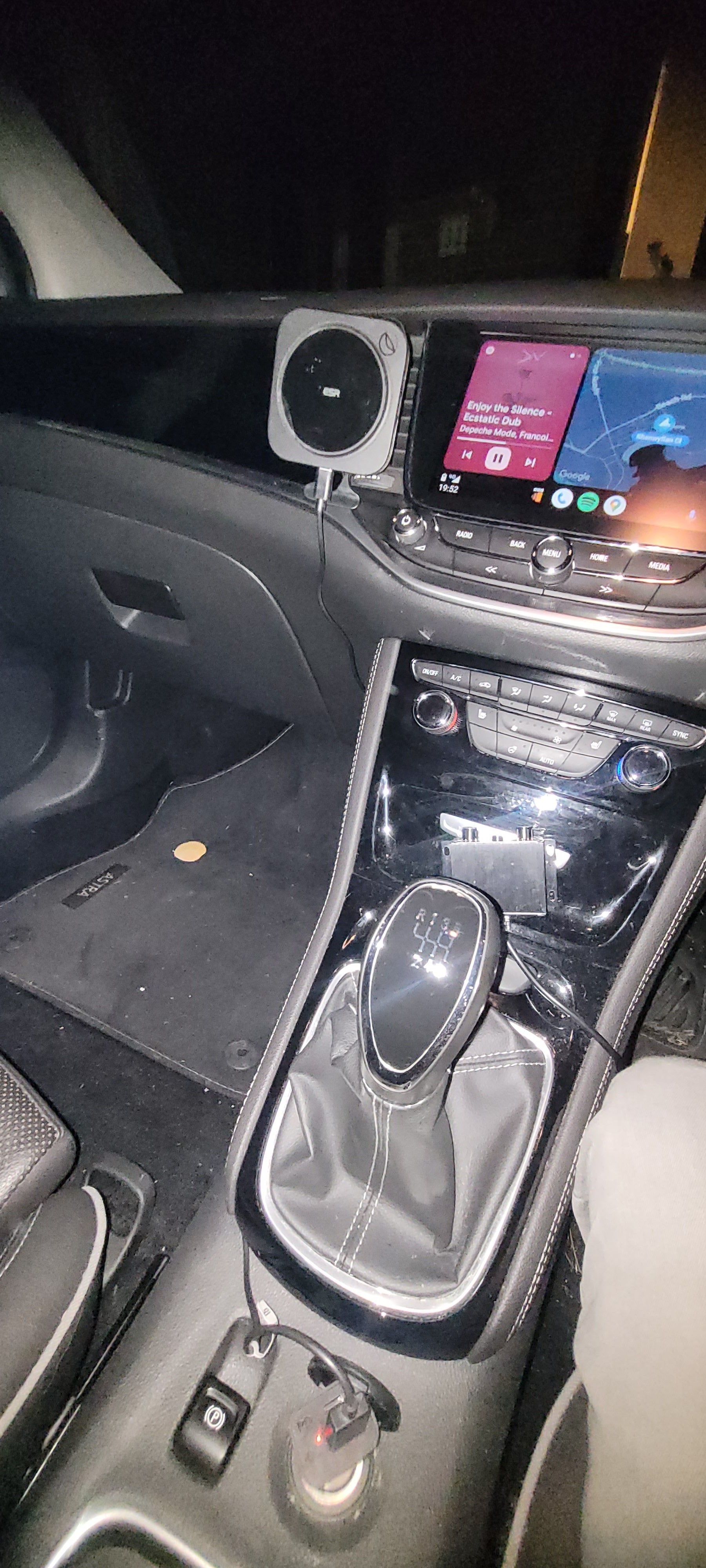 Wireless charger + wireless android auto